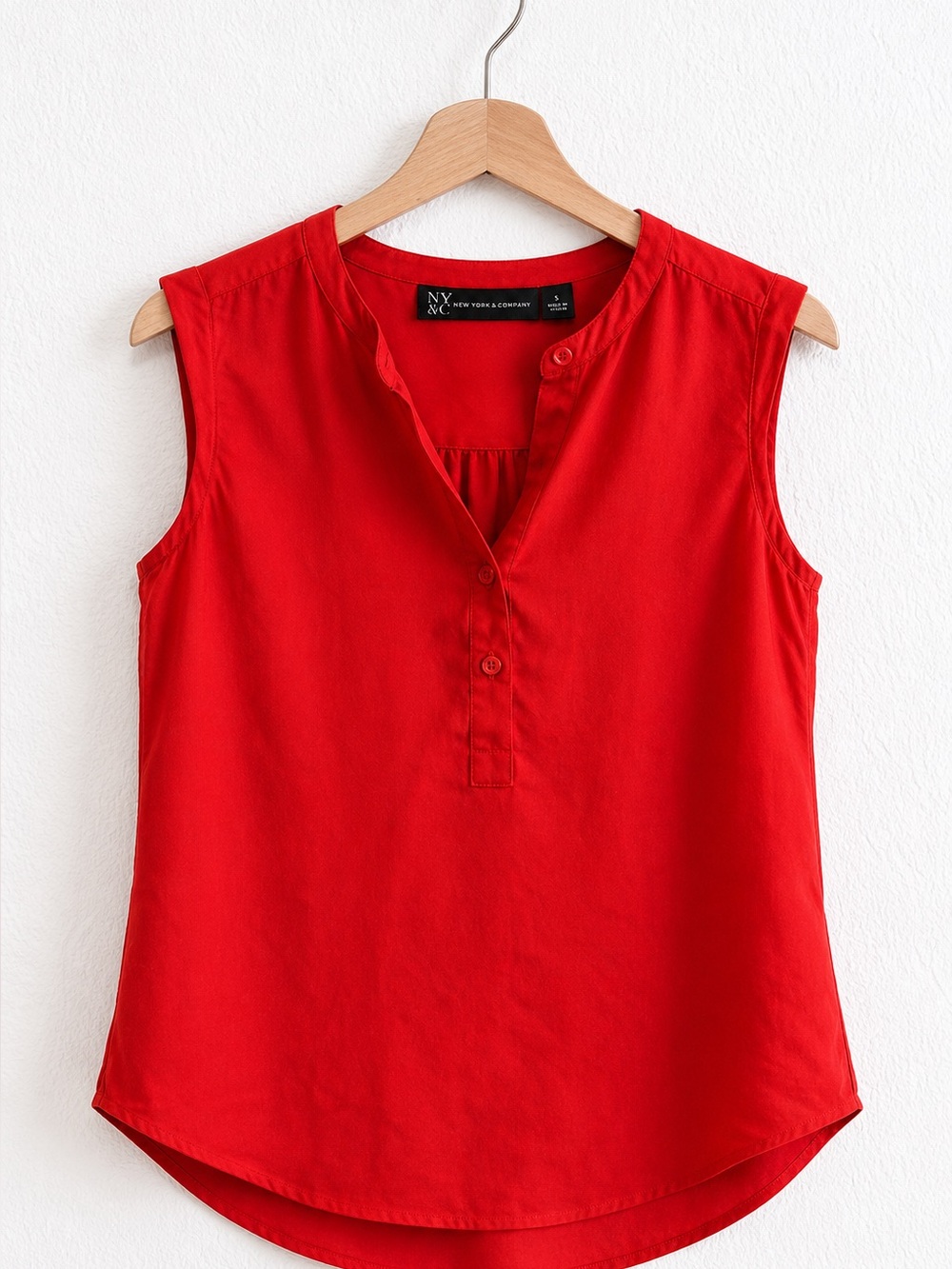 NY & Co Red Sleeveless Blouse Small Work Office Career Top
